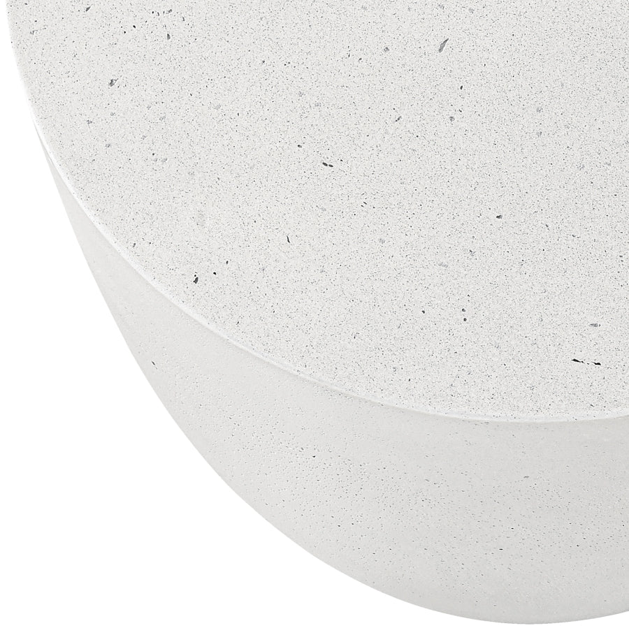 Ryland Concrete Indoor/Outdoor End / Side Table - Image 7